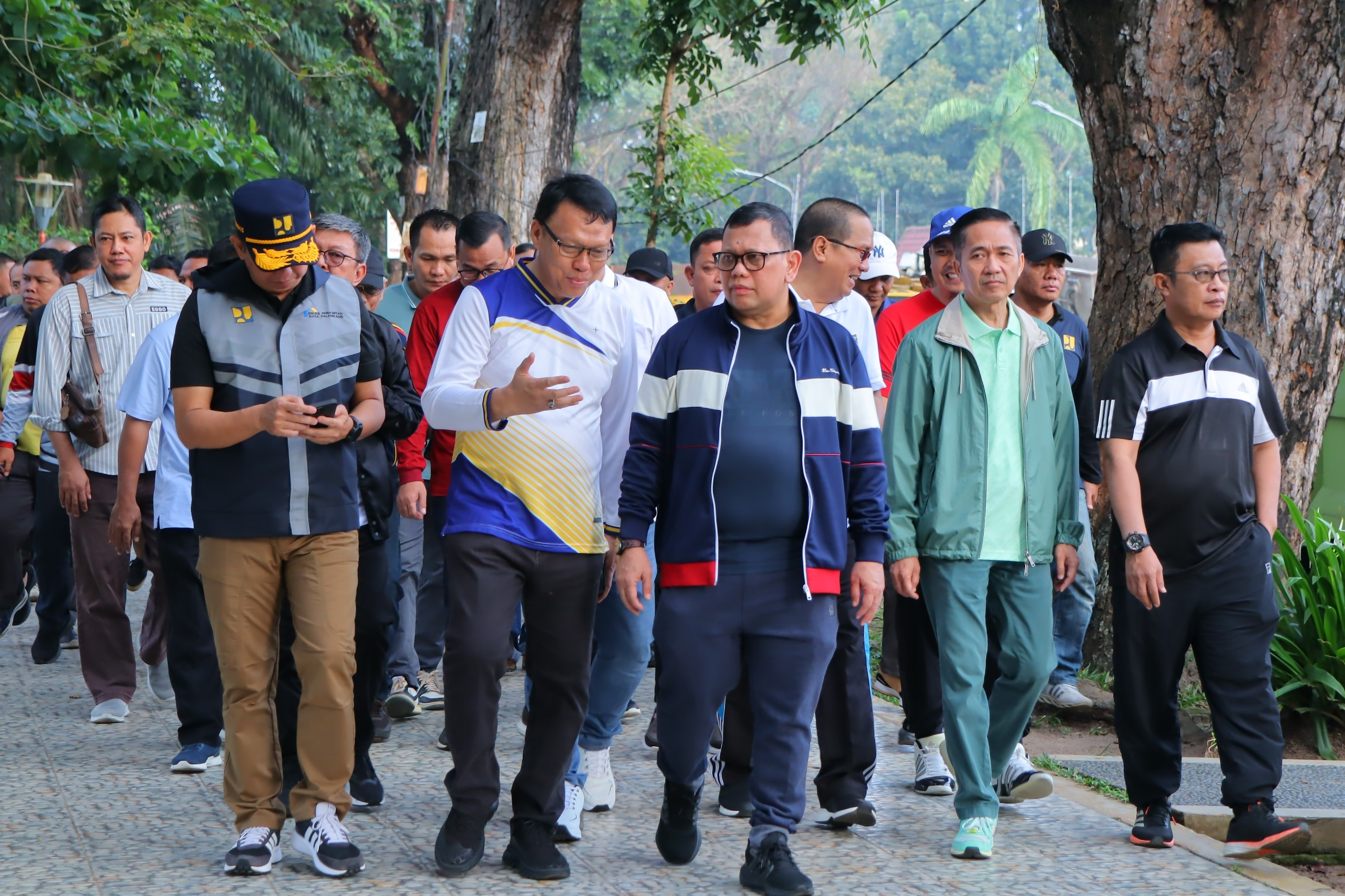 Pj Walikota Palembang Luncurkan Gotong Royong Jumat Bersih untuk Keindahan Kota
