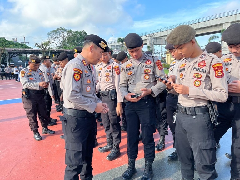 Cegah Judol, Polrestabes Palembang Razia HP Seluruh Anggota