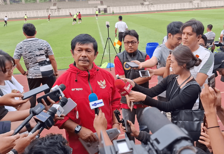 Jleb, Ini Komentar Indra Sjafri Respon Nyinyiran Media Vietnam ke Timnas Indonesia