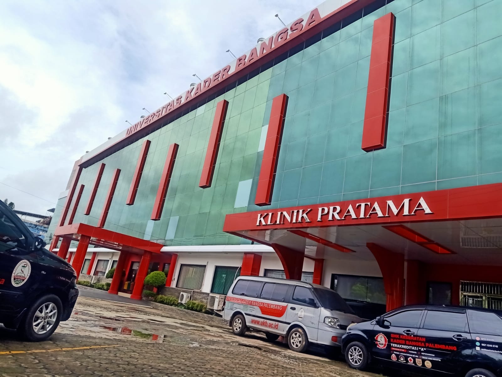 Ijazah Dibekukan Sepihak, 55 Alumni Magister UKB Palembang Siap Tempuh Jalur Hukum