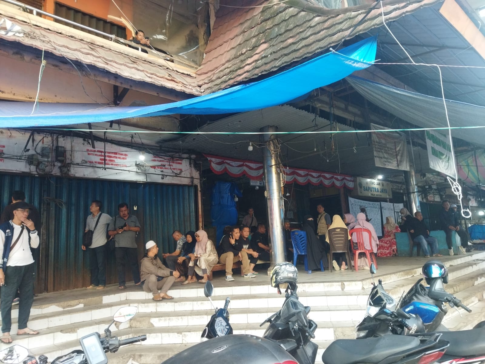 Usir Pengelola, Ratusan Pedagang Pasar 16 Ilir Palembang Tolak Revitalsasi