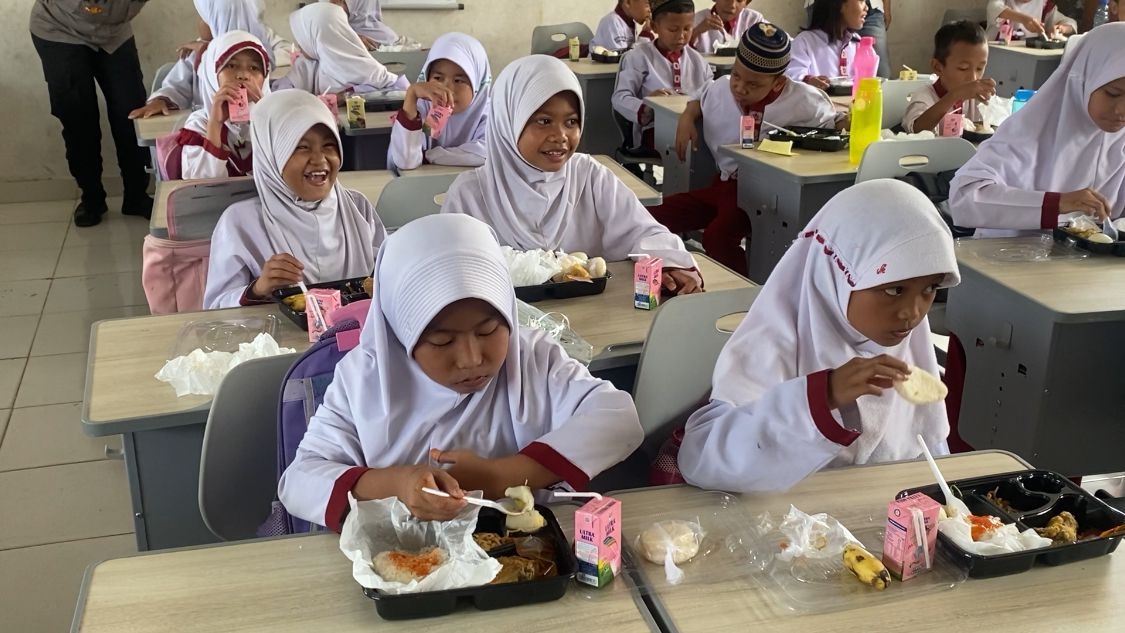 Badan Gizi Nasional Akan Turun Langsung Siapkan Menu Makan Siang Bergzi di Palembang