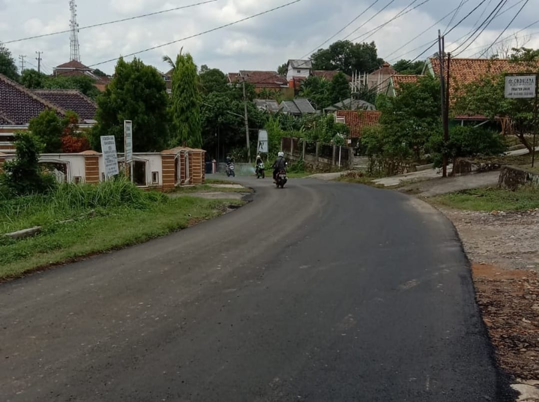Tidak Perlu Menunggu 1 Periode, Teddy Meilwansyah Bikin Jalan Dalam Kota Baturaja Mulus Tahun ini