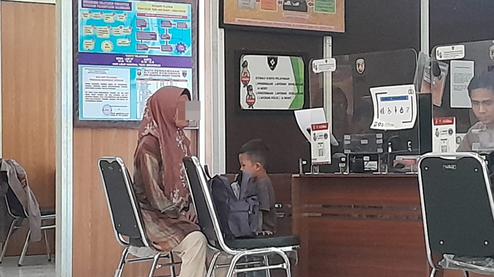 Handphone Hilang Dalam Sekejap! Ibu Rumah Tangga Ini Jadi Korban Pencopetan di Palembang