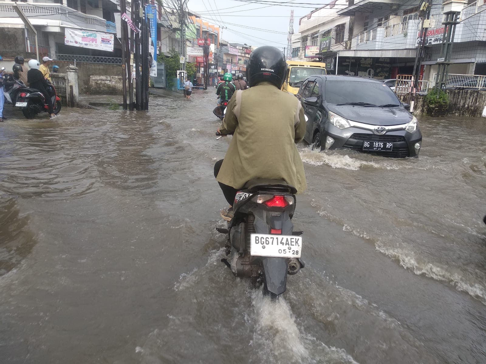 Tips Jitu Lindungi Keluarga dan Properti Hadapi Potensi Banjir di Musim Hujan