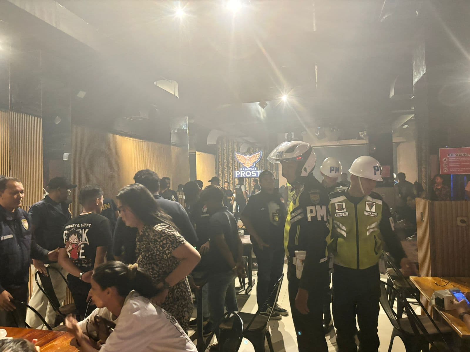 Razia Gabungan Tempat Hiburan Malam di Palembang, 93 Pengunjung Positif Narkoba