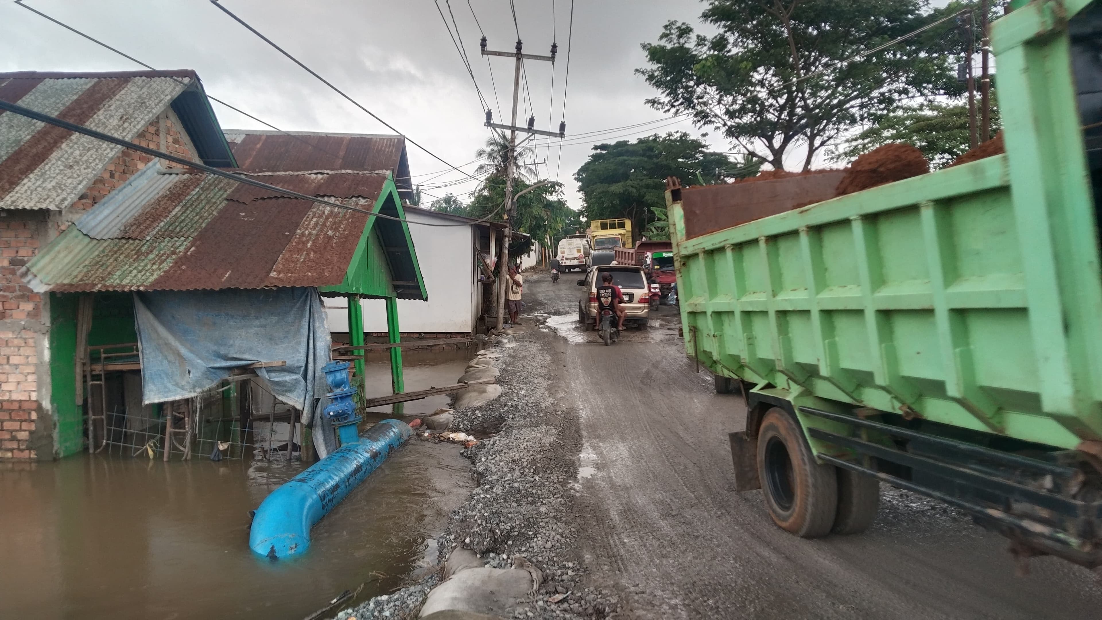 Pemprov Sumsel Kucurkan Rp7,5 Miliar untuk Perbaikan Jalan Lettu Karim Kadir Gandus, Gunakan Fondasi Pile Slab