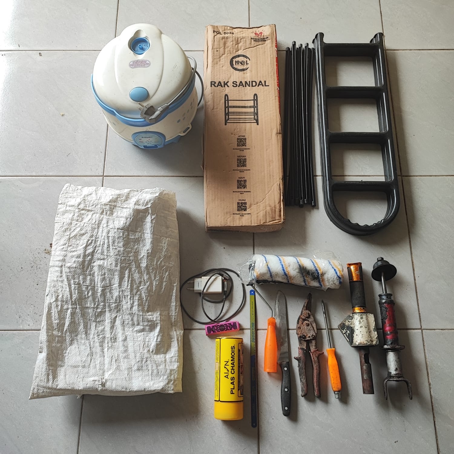 Belum Sempat Kabur, Dua Pencuri Perabotan Rumah Digerebek Warga Palembang