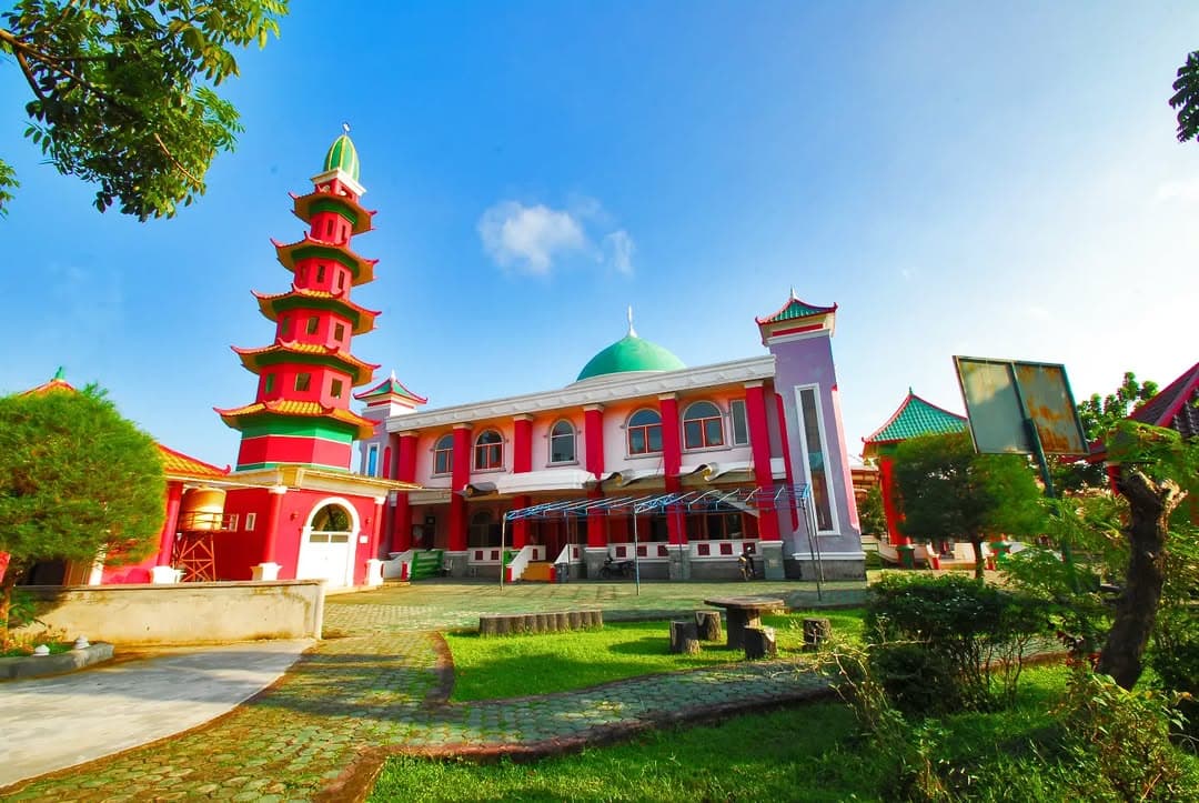 Nikmati Ngabuburit Sambil Bukber Gratis di Masjid-Masjid Bersejarah Kota Palembang