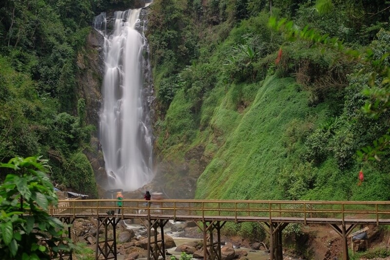 Pesona Curup Tenang Bedegung Muara Enim, Air Terjun Tertinggi di Sumatera Selatan