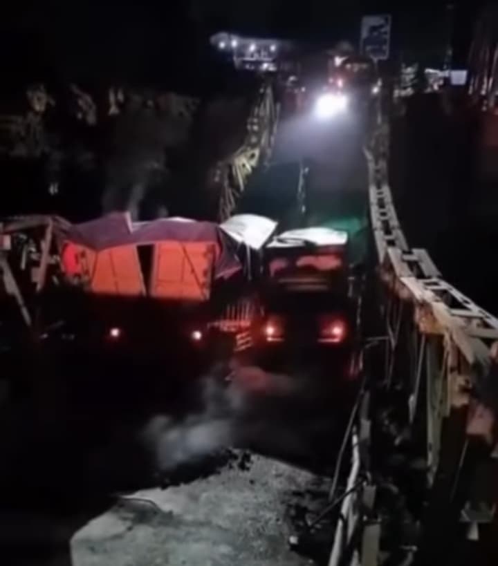 Tak Hanya Lalu Lintas, Roda Ekonomi Warga pun Terancam Lumpuh Imbas Ambruknya Jembatan Muara Lawai di Lahat