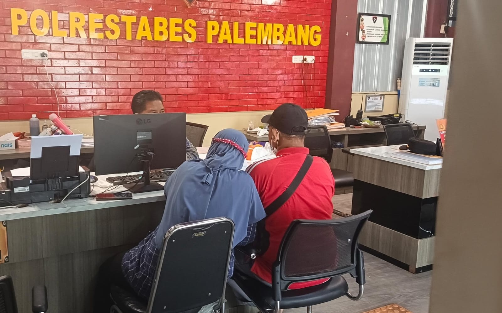 Guru Bahasa Inggris di Palembang Diduga Teror Murid Lewat 15 Orderan Ojek Online