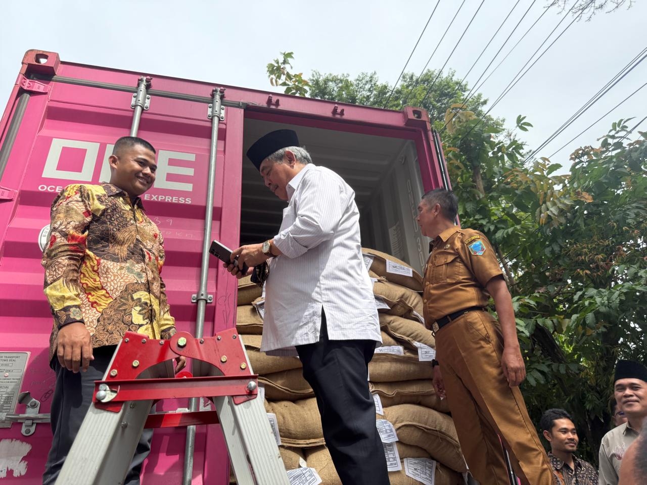 18,5 Ton Kopi Liberika Asal Sumsel Tembus Pasar Malaysia, Bukti Kualitas Petani Lahat dan Muara Enim Diakui Dunia