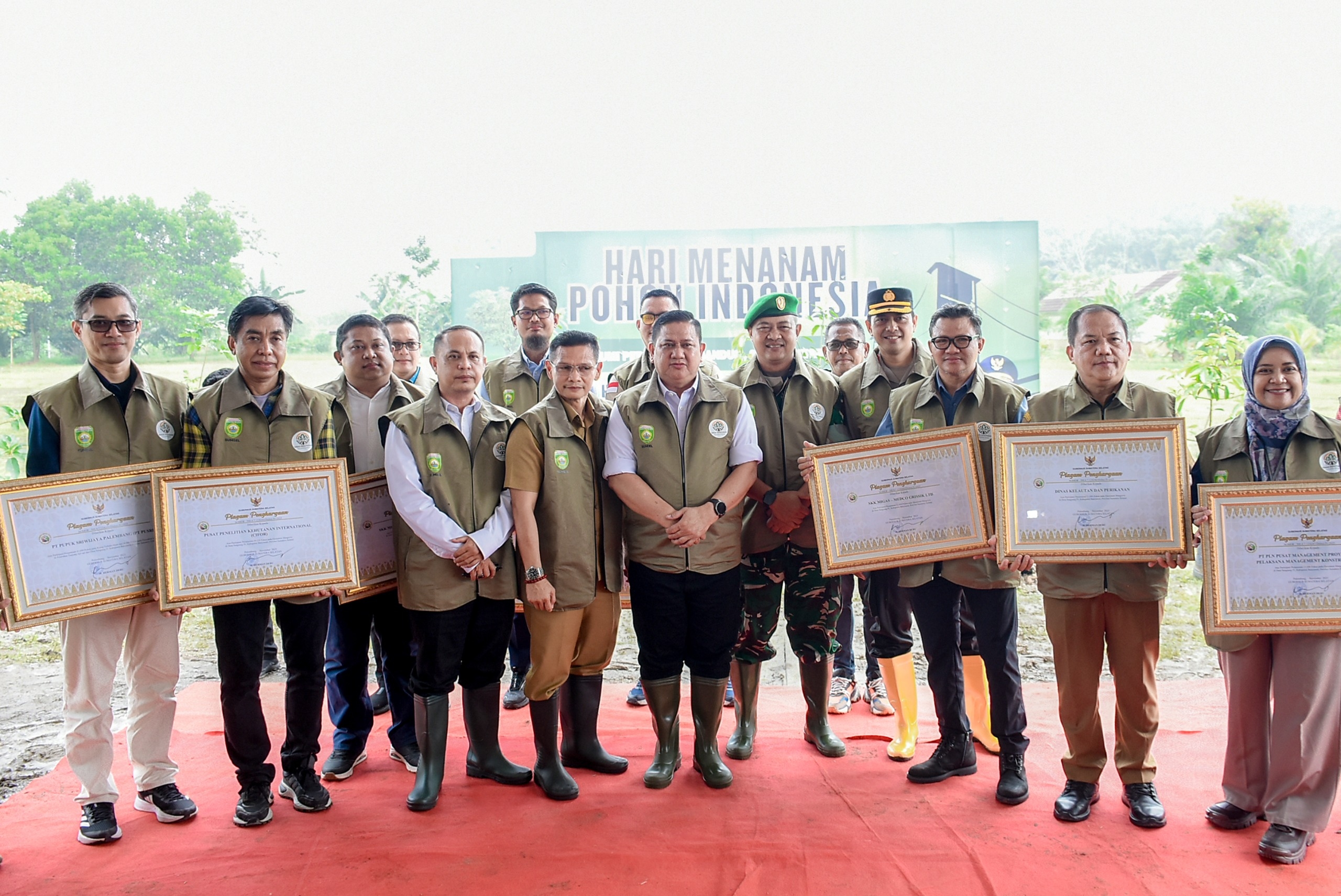 Pusri Palembang Raih Penghargaan Lingkungan dari Gubernur Sumsel, Perkuat Komitmen Hijau Berkelanjutan