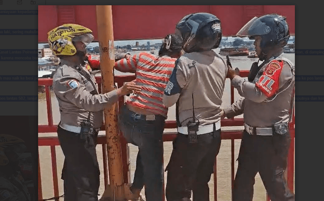 Nyaris Terjun ke Sungai Musi, Wanita 18 Tahun Berhasil Diselamatkan Polisi