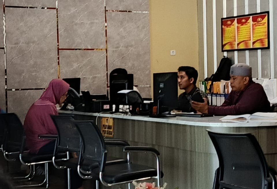 Modus Undian Palsu! Pensiunan Guru di Palembang Kehilangan Rp24,7 Juta Usai Berikan PIN