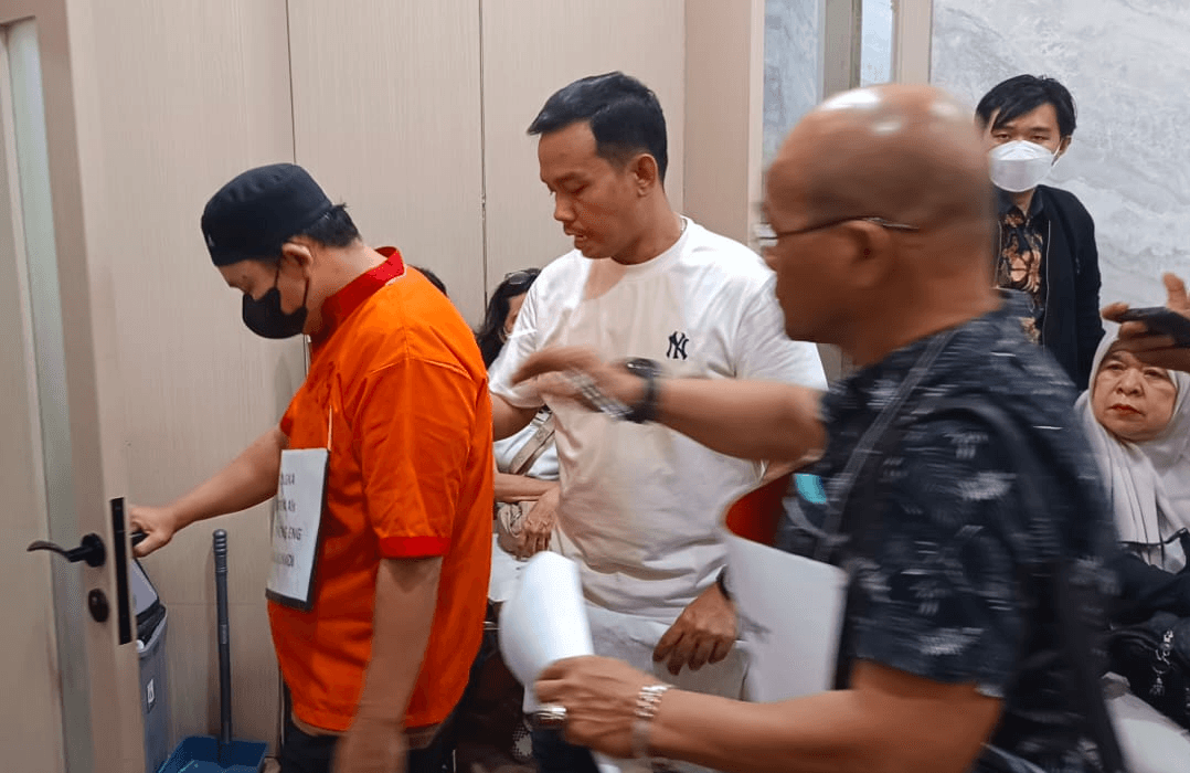 Rekonstruksi 33 Adegan Ungkap Detik-detik Pembunuhan Bos Kerupuk di Palembang