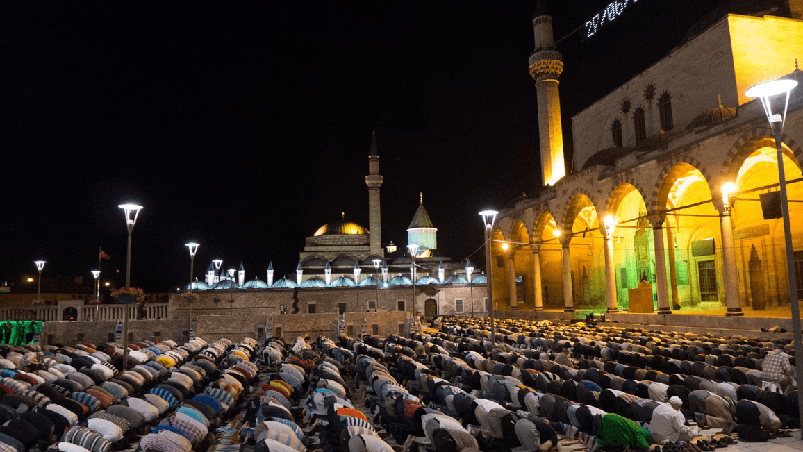 Kapan Salat Tarawih Pertama Ramadan 1447 H? Ini Jadwal Versi Muhammadiyah dan Pemerintah