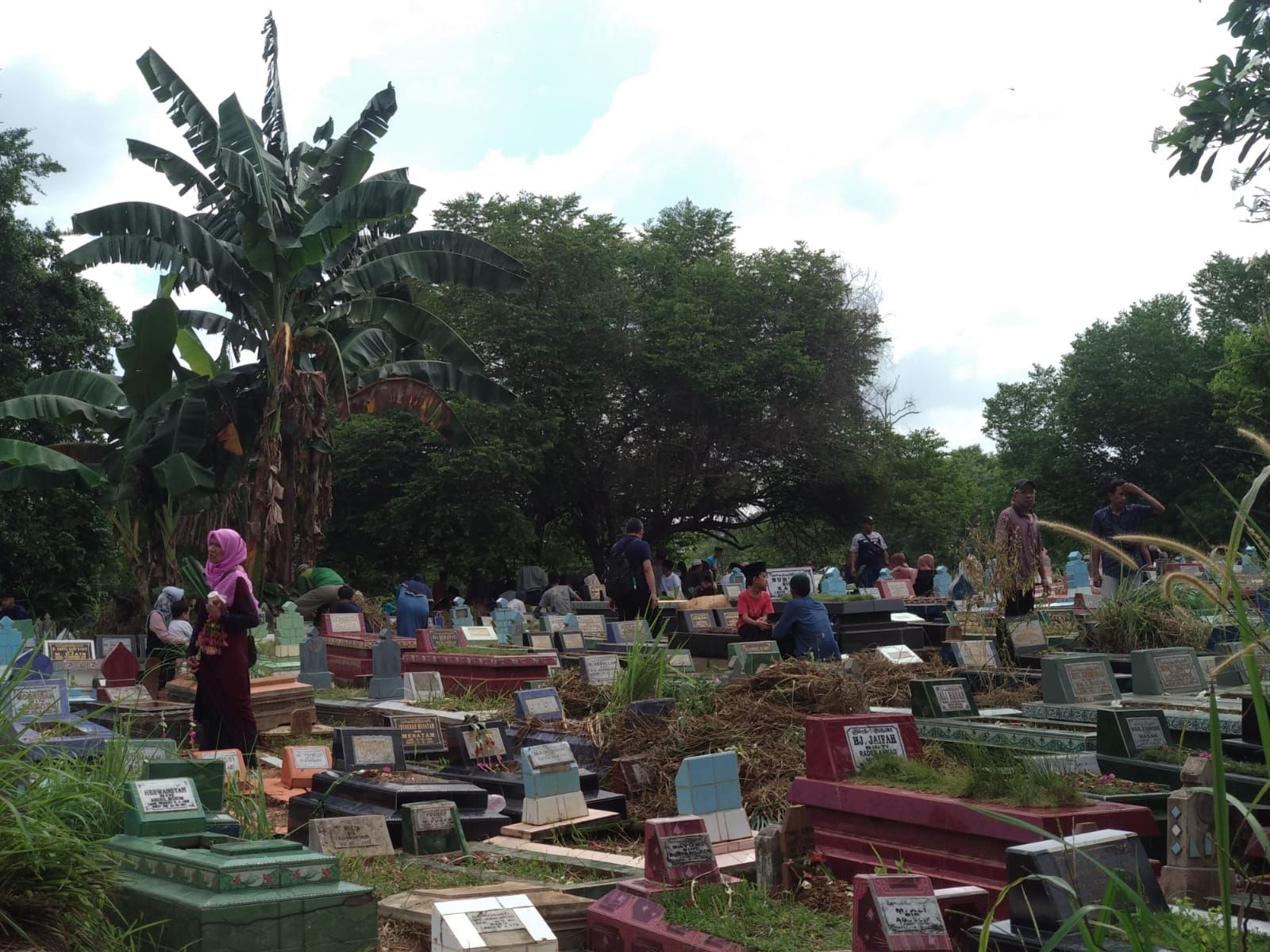 Ziarah Kubur Jelang Ramadhan Ramai Dilakukan, Ini Penjelasan Soal Waktu Terbaik Menurut Islam