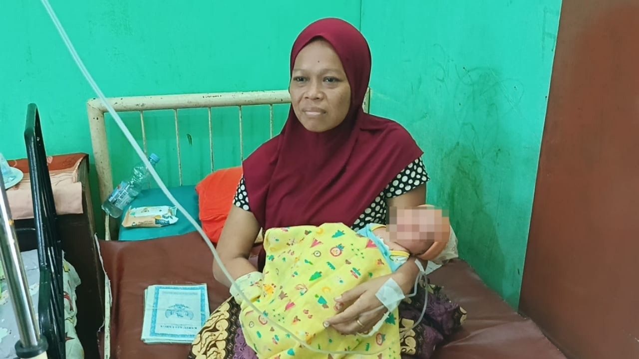 Terungkap! Ternyata IRT yang Melahirkan di Teras Mushola Tak Punya KIS