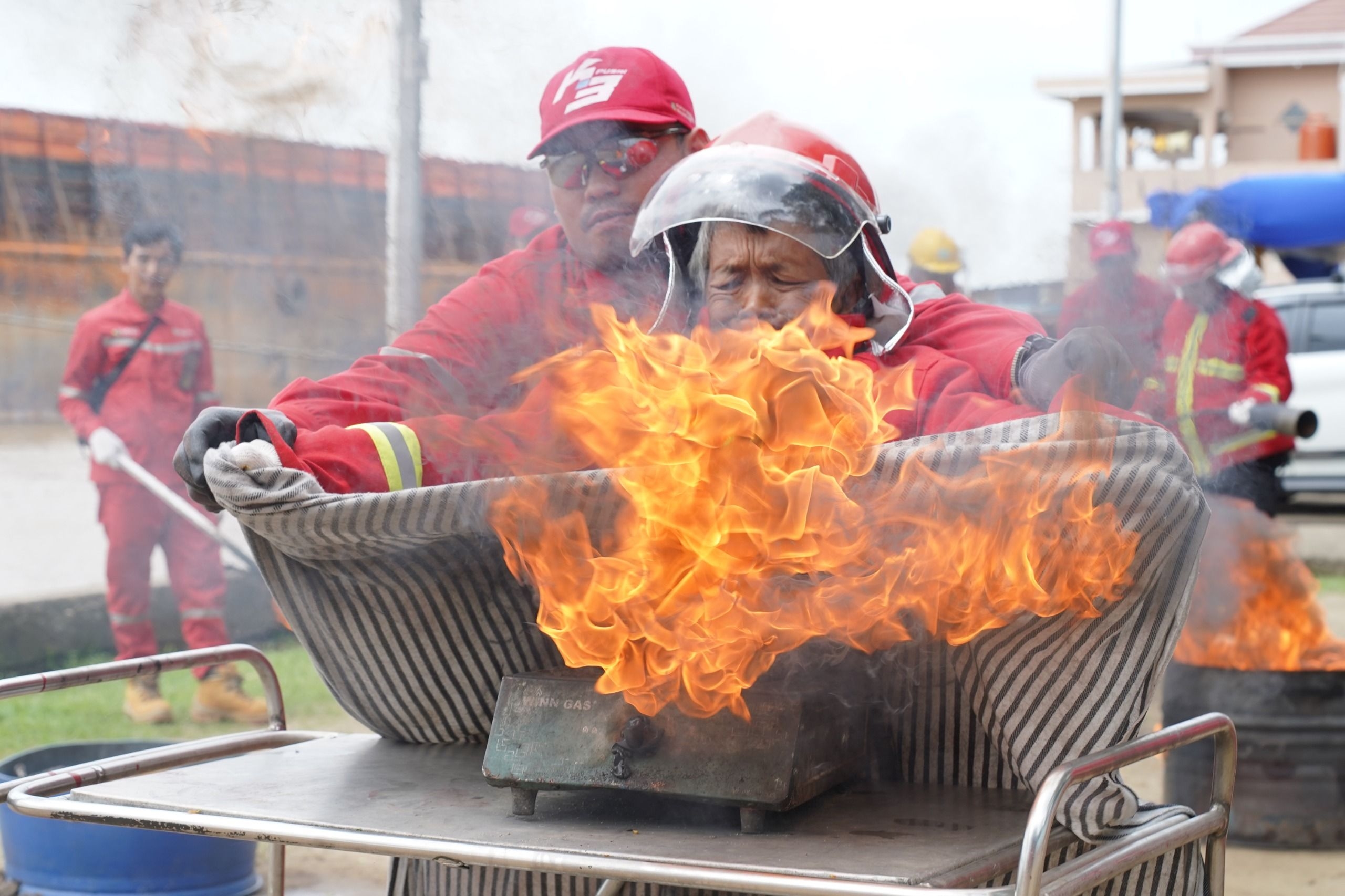 Peringati Bulan K3 Nasional, Pusri Palembang Edukasi Warga soal Tanggap Darurat Kebakaran