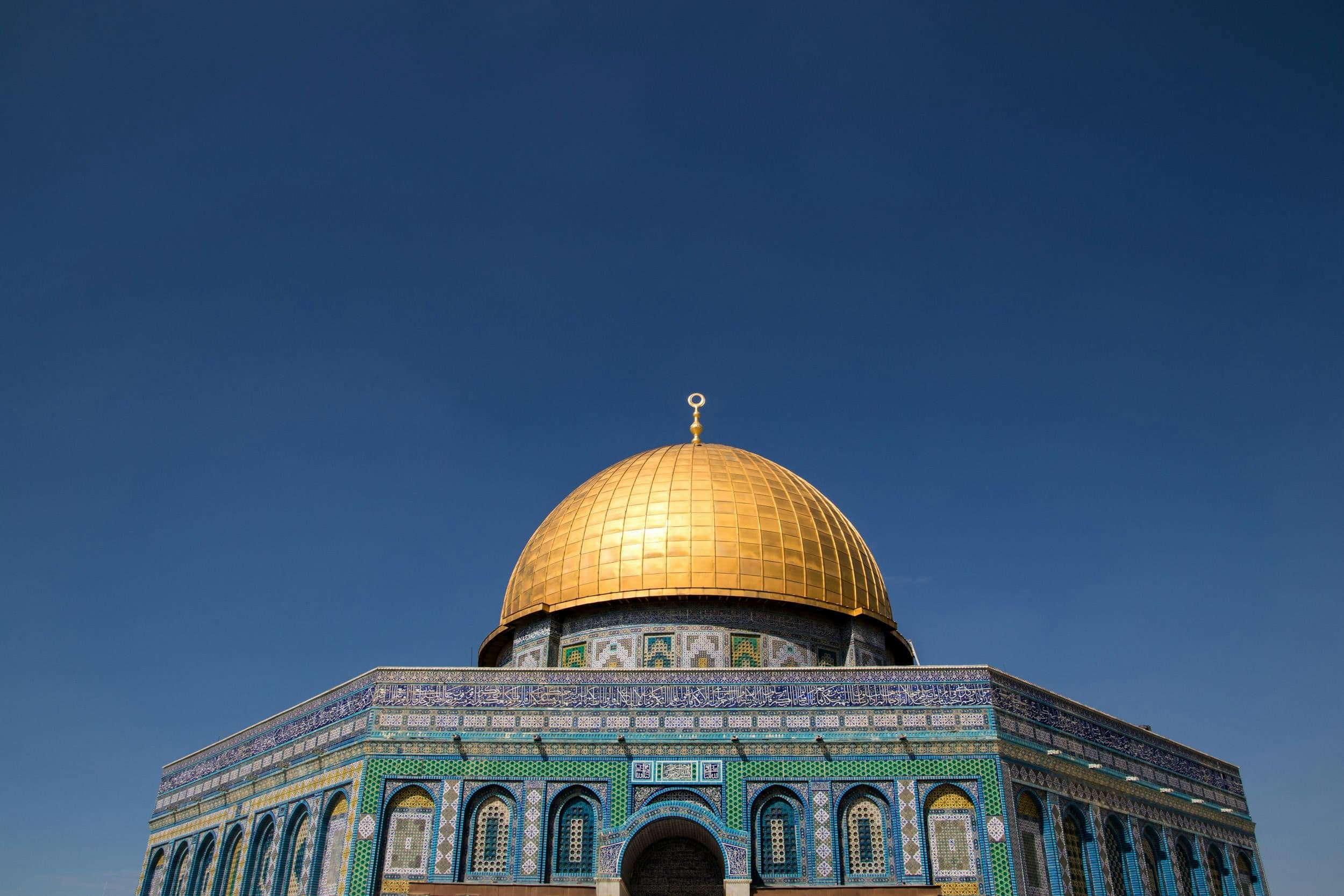 Ketegangan Meningkat, Israel Batasi Akses hingga Tahan Imam Masjid Al Aqsa Jelang Ramadan