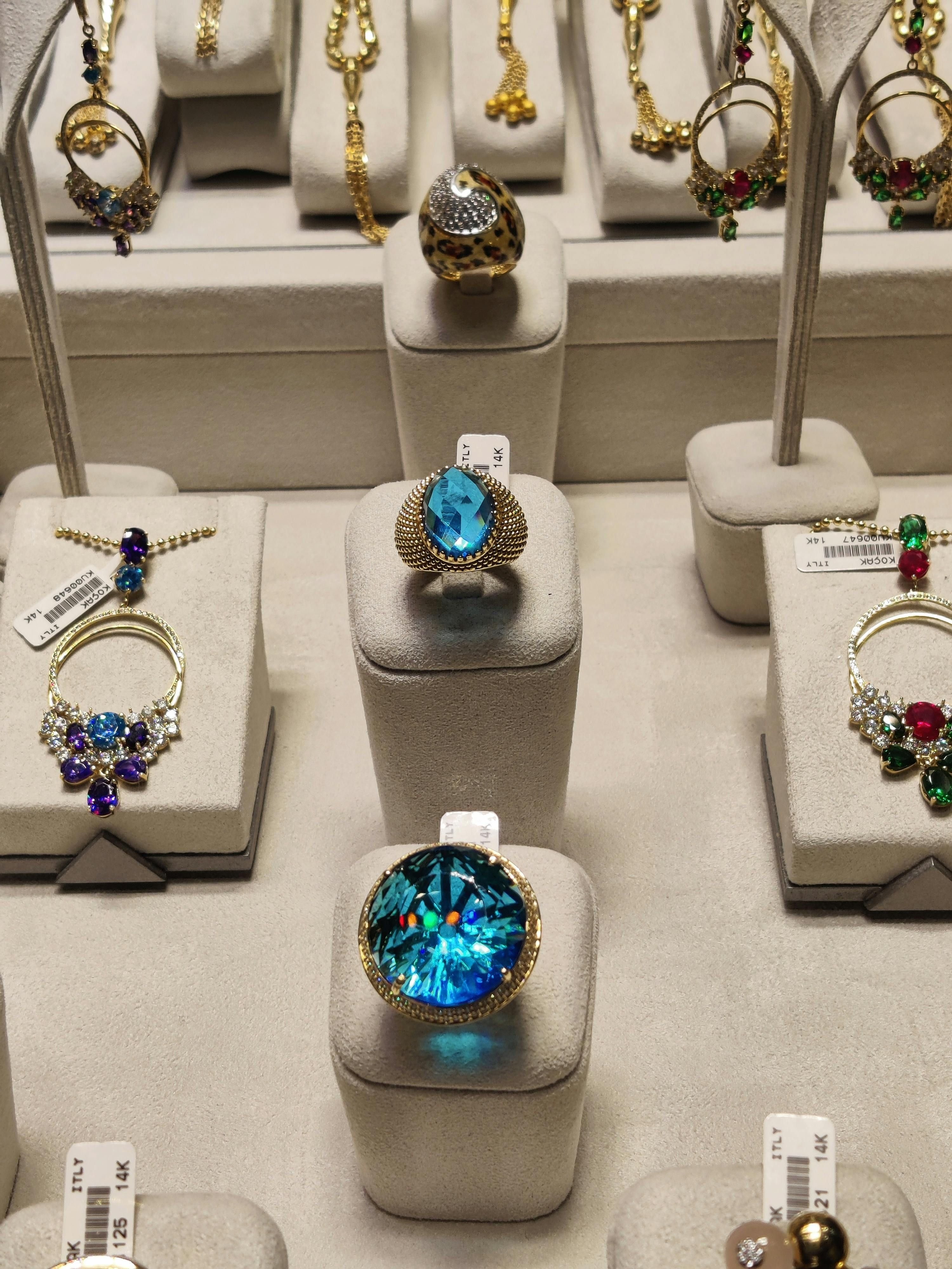 Harga Emas Perhiasan Palembang Meroket Lagi Awal Ramadan, Kembali ke Angka Rp16,5 Juta per Suku